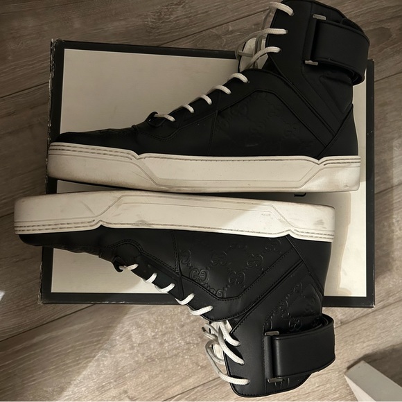 GUCCI AUTHENTIC - Picture 4 of 6